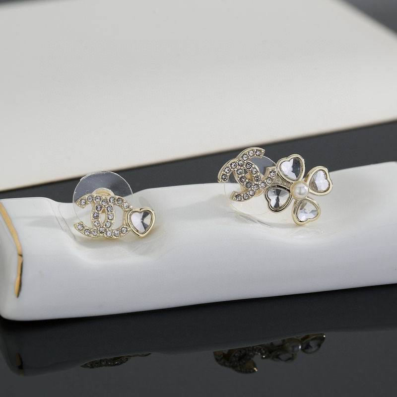 Chanel Earring 03yxs611